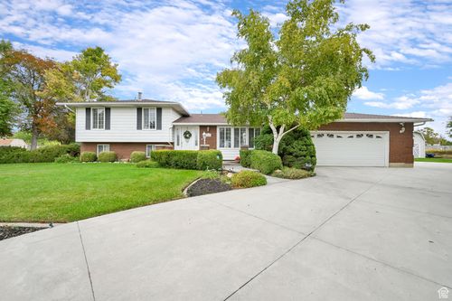 3607 W 5400 S, Roy, UT, 84067-9237 | Card Image