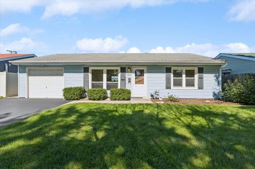 200 W Jeffery Ave, Wheeling, IL, 60090-4822 | Card Image