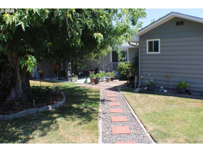 131 Mountain View Ave, House other with 3 bedrooms, 2 bathrooms and 2 parking in Myrtle Creek OR | Image 30