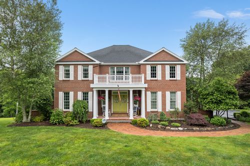 35 Lake Ridge Rd, Southbury, CT, 06488-4159 | Card Image