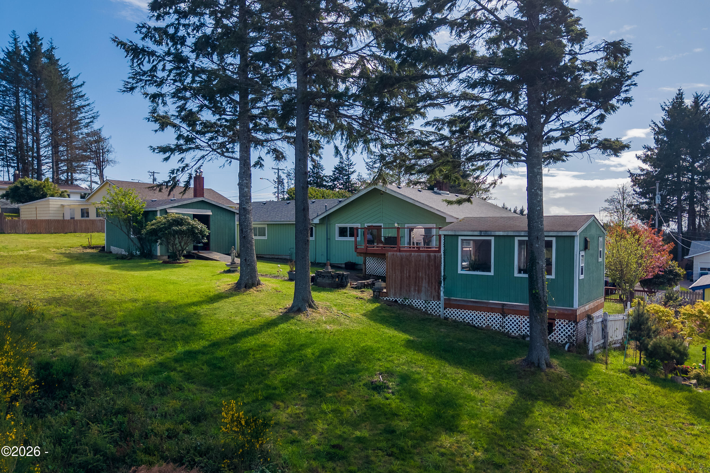 Residential in Lincoln City 3