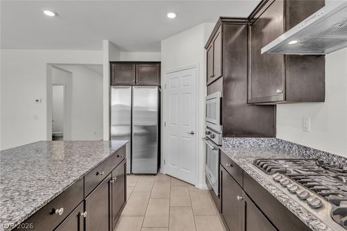 5344 Jade Crystal Ave, Las Vegas, NV, 89146-5492 | Card Image