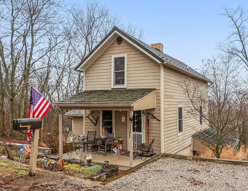 298 Center St, Coshocton, OH, 43812-1080 | Card Image