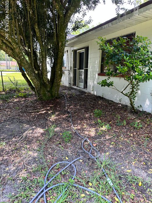 2-1637 W Madison St, STARKE, FL, 32091-2448 | Card Image
