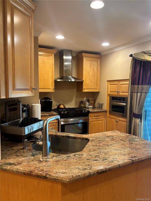 58 James Rd, Monroe, NY, 10950-4319 | Card Image