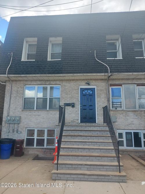 133 Eaton Pl, Staten Island, NY, 10302-1127 | Card Image