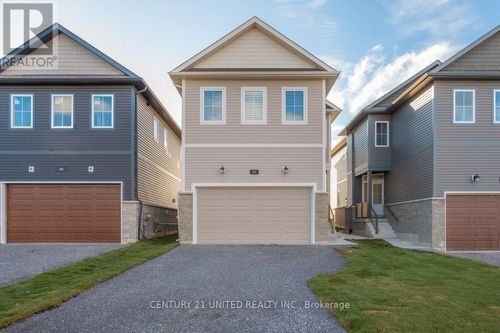 317 Mullighan Gardens, Peterborough North (North), ON, K9K0G3 | Card Image