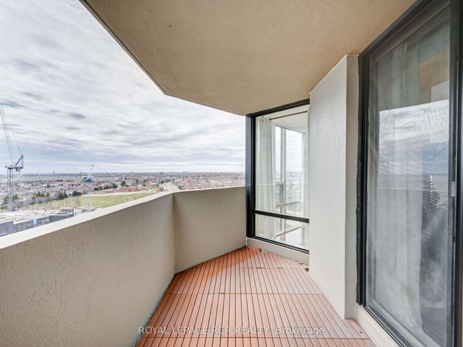1509 - 330 Rathburn Rd W, Condo with 2 bedrooms, 2 bathrooms and null parking in Mississauga ON | Image 18