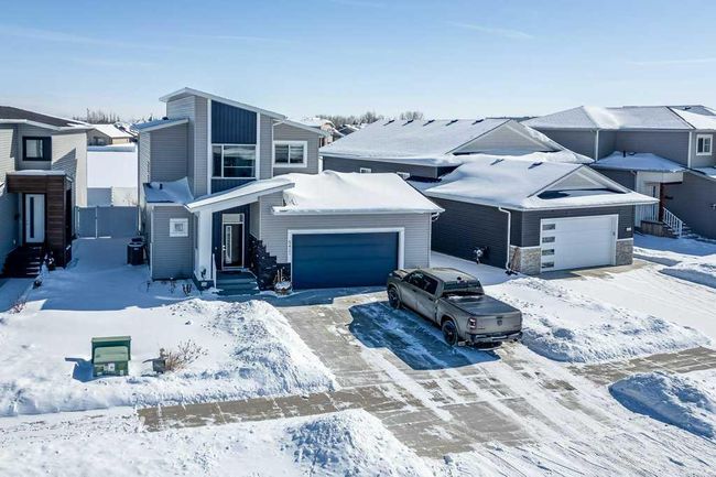 5421 Vista Trail, Home with 3 bedrooms, 2 bathrooms and 2 parking in Blackfalds AB | Image 40