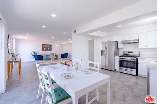2-1017 S Bedford St, Los Angeles, CA, 90035-1801 | Card Image
