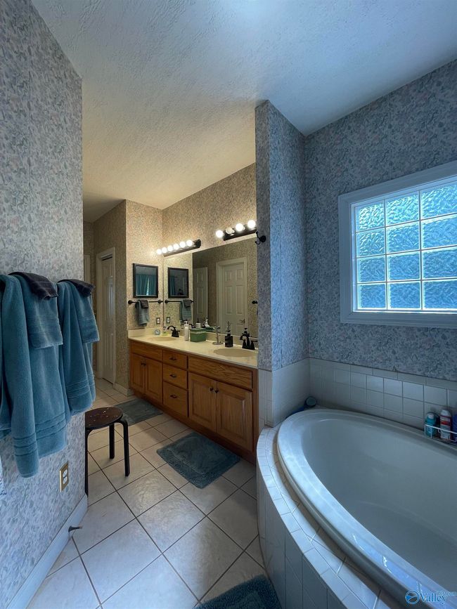 760 Range Rd, House other with 4 bedrooms, 3 bathrooms and null parking in Gurley AL | Image 18