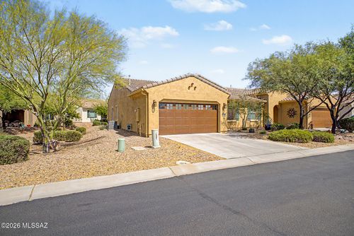 1762 E Burning Hill Dr, Green Valley, AZ, 85614-5854 | Card Image