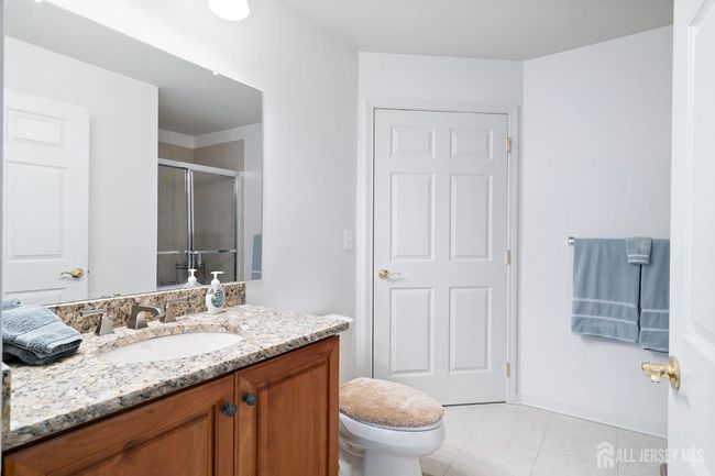 2743 - 4 Sandra Ct, Townhouse with 2 bedrooms, 4 bathrooms and null parking in Old Bridge NJ | Image 29