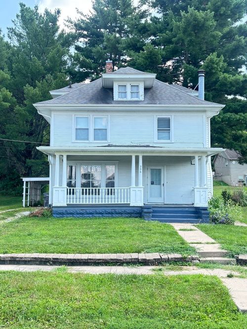 336 4th Street, Dallas City, IL, 62330 | Card Image