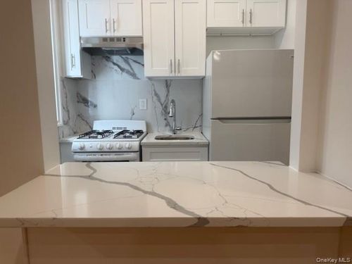 6-114-20 Queens Blvd, Forest Hills, NY, 11375-7056 | Card Image