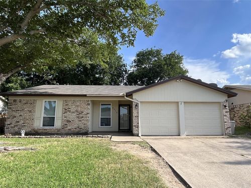 6416 Stardust Dr S, Watauga, TX, 76148-3640 | Card Image