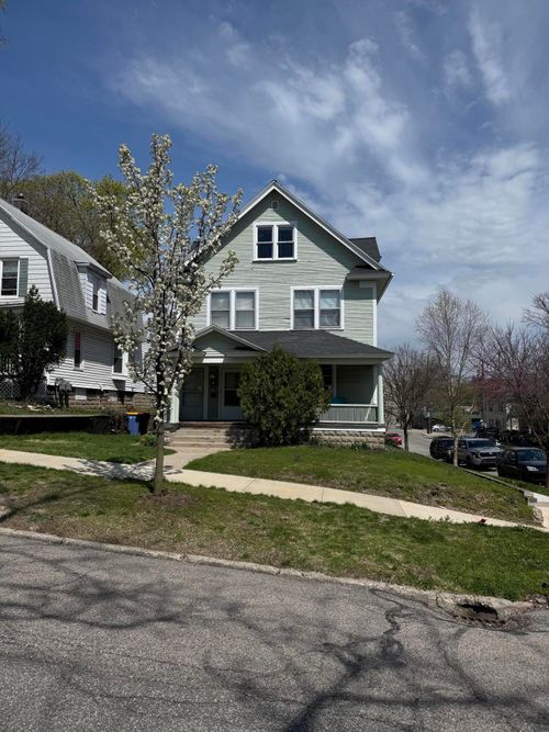 659 Crescent St Ne, Grand Rapids, MI, 49503-3465 | Card Image