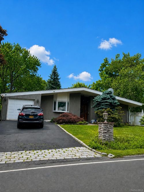 2 Edgewood Road, Greenburgh, NY, 10530 | Card Image