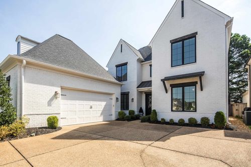 208 Chadwick Woods Ln, Collierville, TN, 38017-1011 | Card Image
