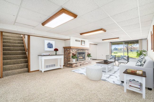 Basement Family Room | Image 18