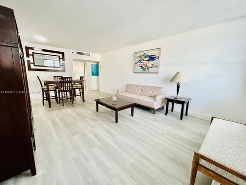 535-100 Lincoln Rd, Miami Beach, FL, 33139-2013 | Card Image