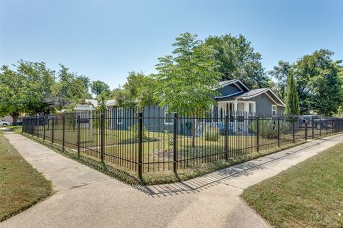 2701 Halbert Street, Fort Worth, TX, 76112 | Card Image