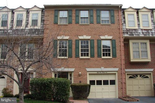 5135 Woodmire Ln, ALEXANDRIA, VA, 22311-1318 | Card Image