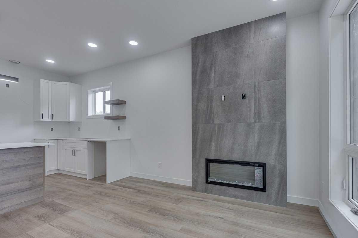 Residential in Lacombe 5