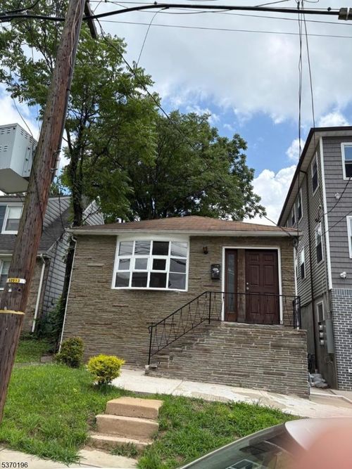 14 Orchard Pl, Irvington, NJ, 07111-1723 | Card Image