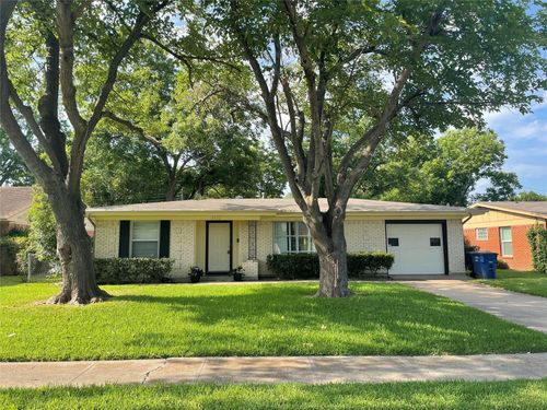 2532 Highwood Dr, Dallas, TX, 75228-3441 | Card Image