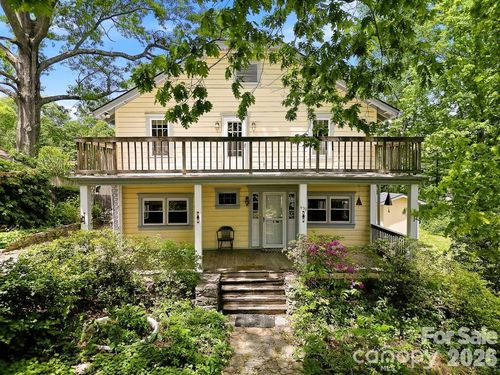 479 Saint Pauls Rd, Hendersonville, NC, 28792-7813 | Card Image