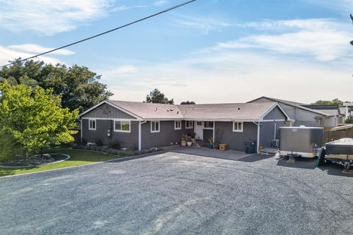 2220 N Road 52, Pasco, WA, 99301 | Card Image