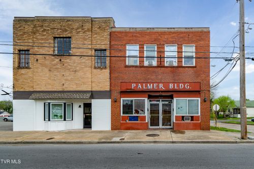 2020 E Center St, Kingsport, TN, 37664-2695 | Card Image