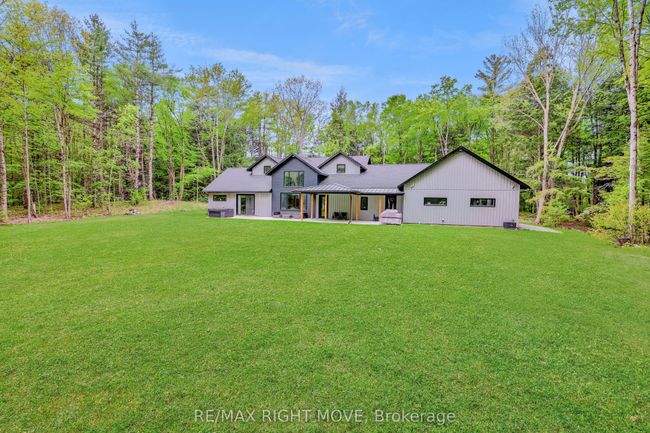 1025 Davis Dr, House other with 5 bedrooms, 3 bathrooms and 15 parking in Severn Bridge ON | Image 29