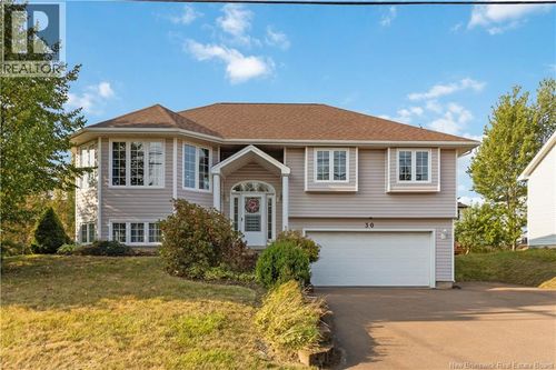 30 Rue Pelagie, Dieppe, NB, E1A7R7 | Card Image