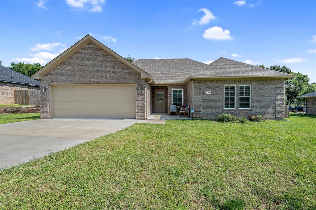 Meadow Creek Dr, Brownsboro, TX 75756