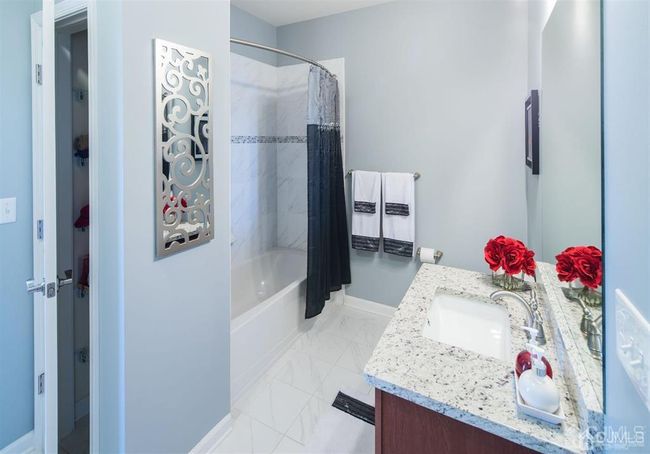 APT-423 - 125 W Main St, Condo with 1 bedrooms, 1 bathrooms and null parking in Somerville NJ | Image 16