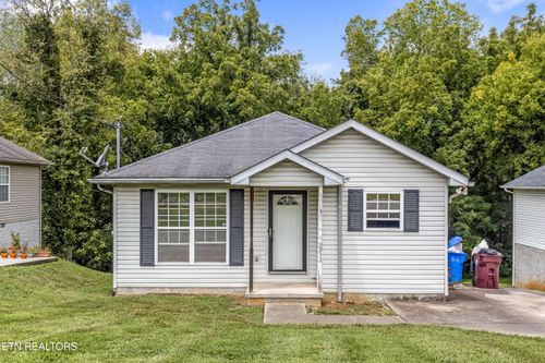 232 W Edison St, Alcoa, TN, 37701-2204 | Card Image