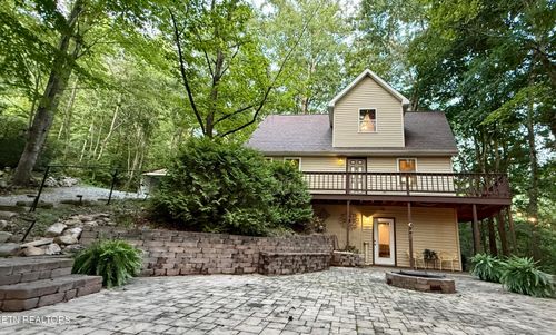 4039 Barb Hollow Rd, Walland, TN, 37886-2917 | Card Image