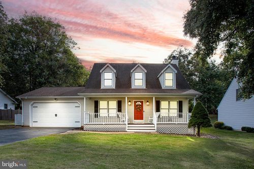 16 S Pointe Ln, FREDERICKSBURG, VA, 22405-2768 | Card Image