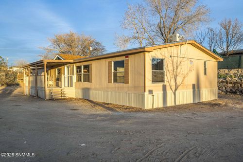 5266 Ralls Rd, Las Cruces, NM, 88012-9724 | Card Image