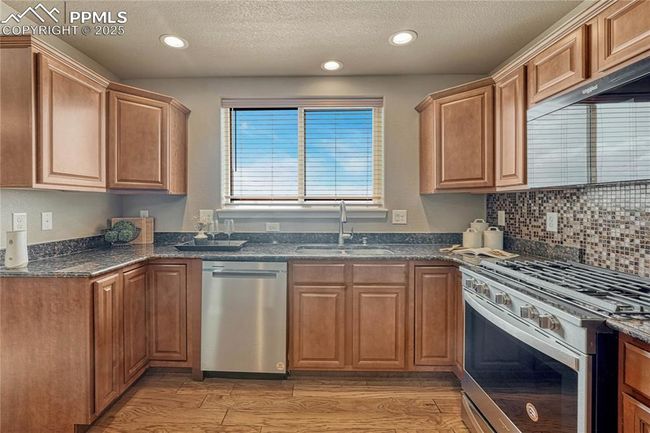 9812 Fairway Glen Dr, House other with 5 bedrooms, 3 bathrooms and 3 parking in Peyton CO | Image 17