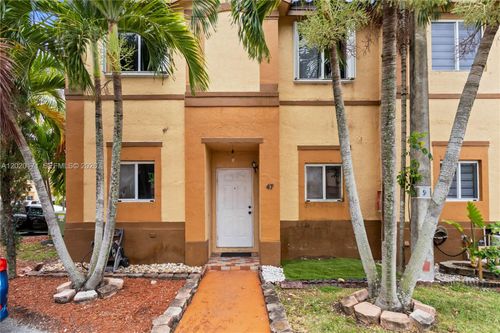 47-8374 Sw 152nd Ave, Miami, FL, 33193-4090 | Card Image