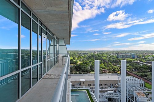 1404-222 West Ave, Austin, TX, 78701-0026 | Card Image