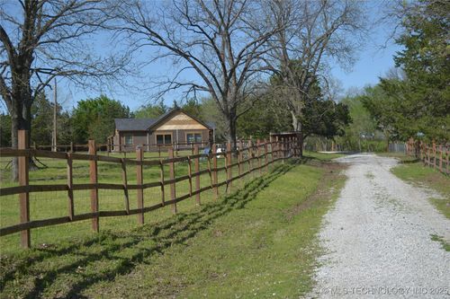 3821 12th Ave Nw, Ardmore, OK, 73401-9359 | Card Image