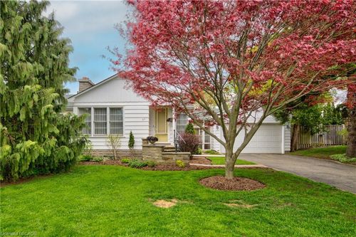 47 Branchton Rd, Cambridge, ON, N1R5S2 | Card Image