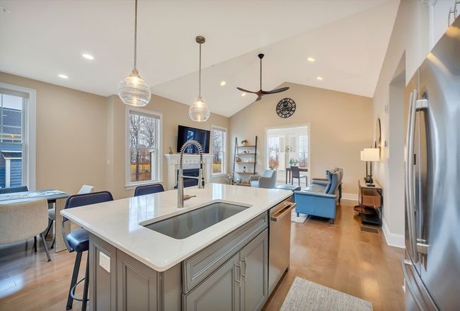 36 - 36 Thelma Way, Condo with 2 bedrooms, 4 bathrooms and 2 parking in Scituate MA | Image 10