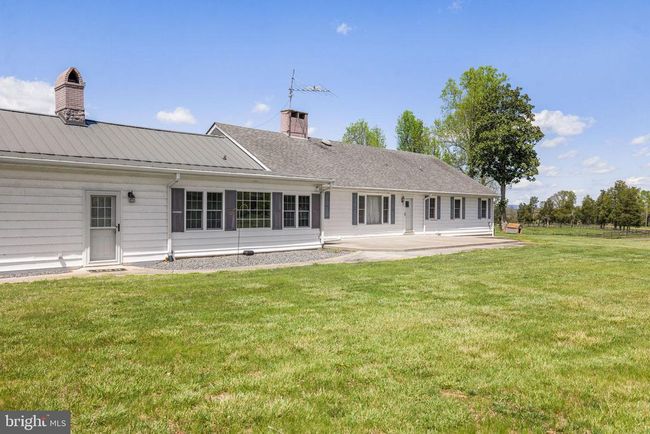 8371 Langhorne Rd, Home with 3 bedrooms, 3 bathrooms and null parking in Scottsville VA | Image 9