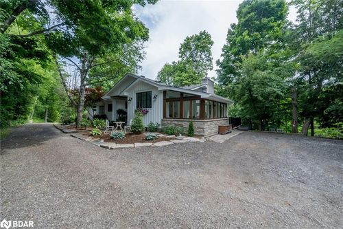 27 Tweedle St, Glen Williams, ON, L7G3S6 | Card Image