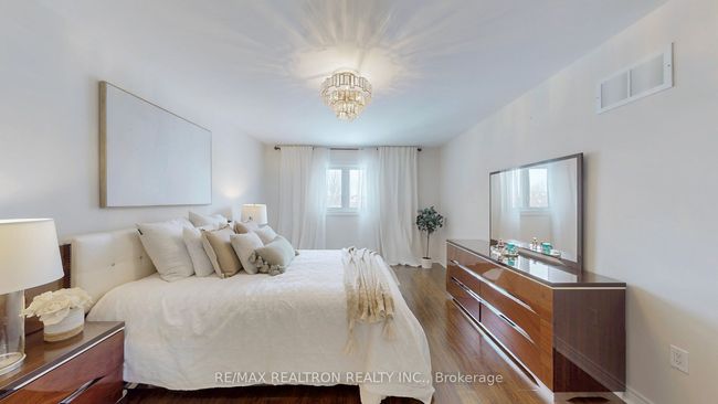 25 October Lane, House attached with 4 bedrooms, 4 bathrooms and 3 parking in Aurora ON | Image 21